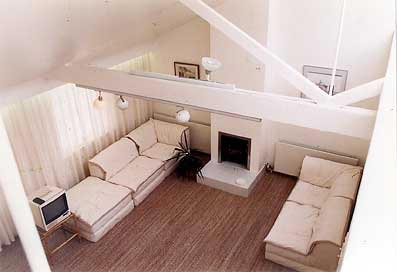 Click on image to close window